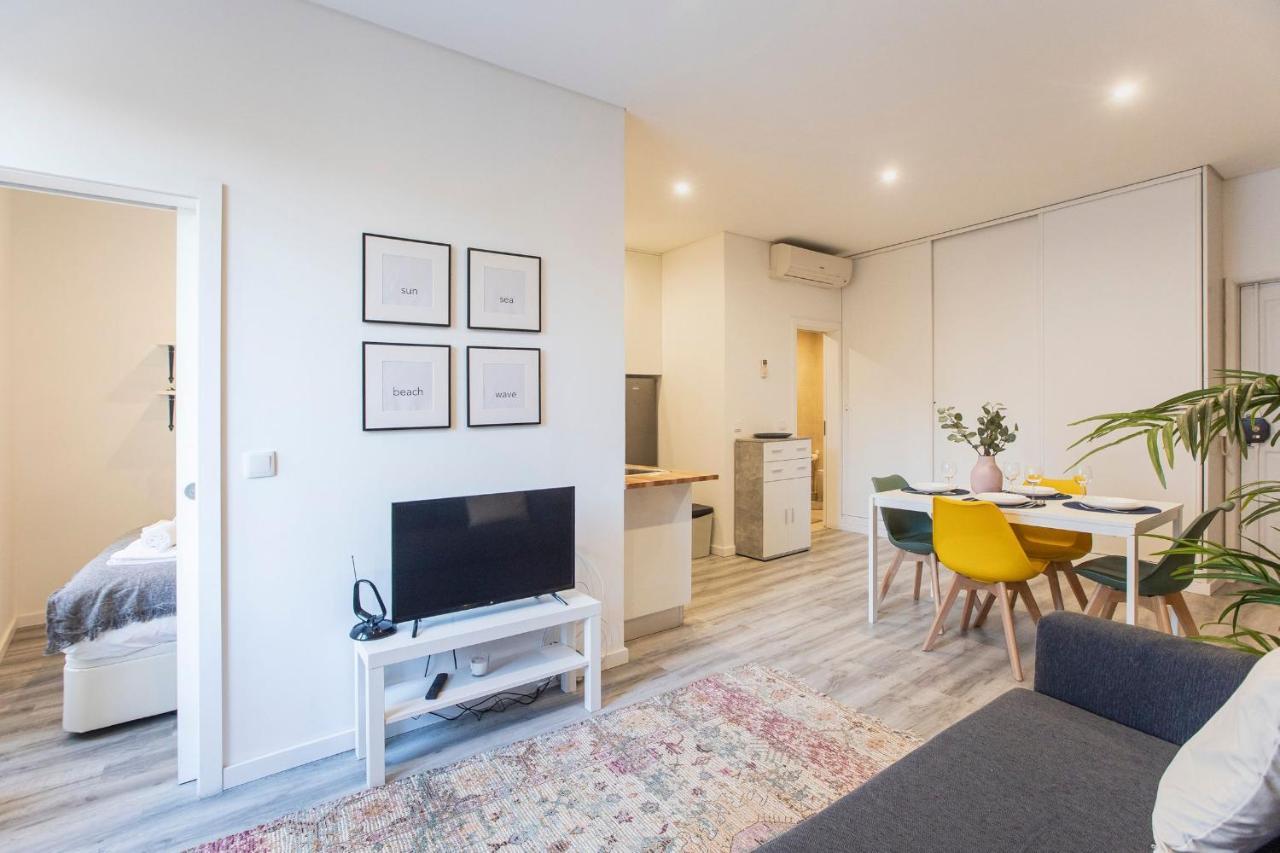 Seaside 1Br Flat W/ Ac In Matosinhos By Lovelystay Екстер'єр фото