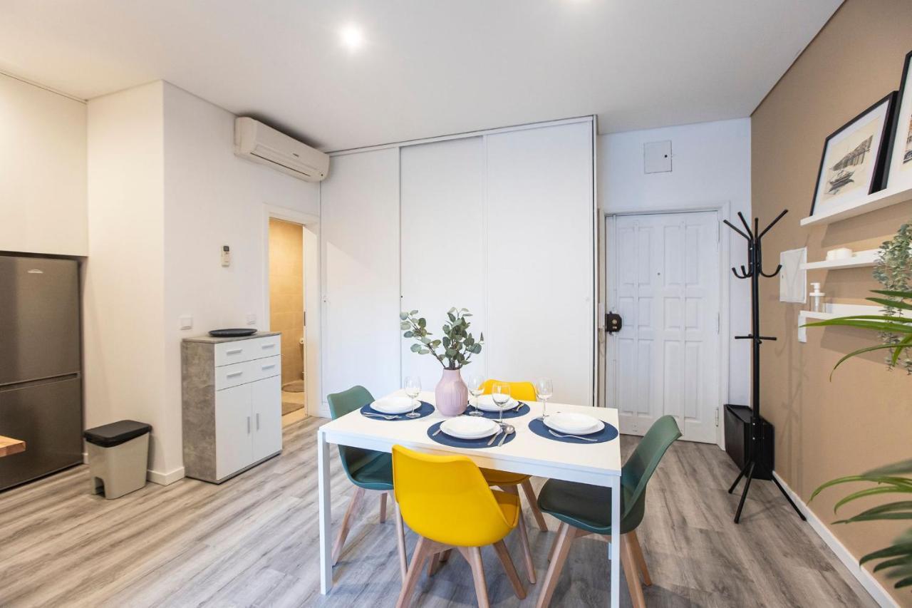 Seaside 1Br Flat W/ Ac In Matosinhos By Lovelystay Екстер'єр фото