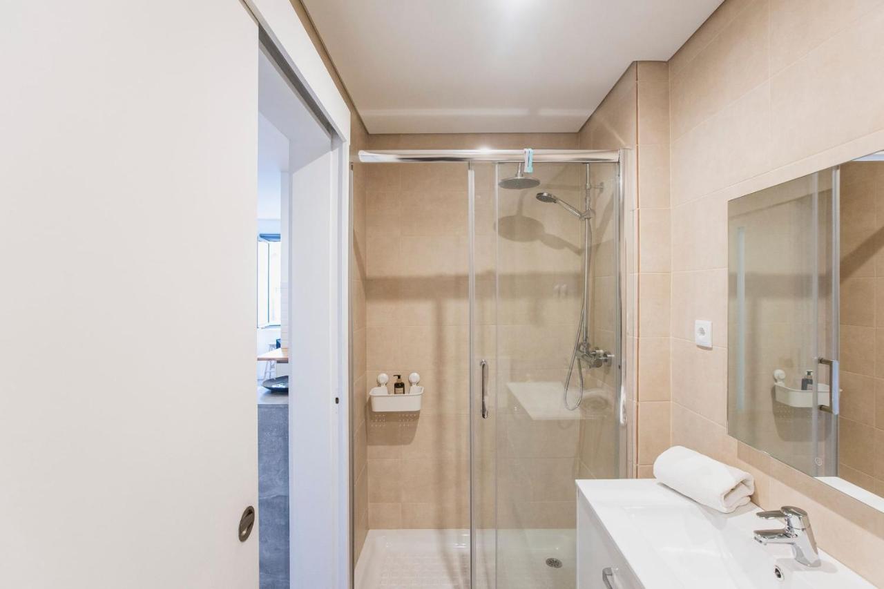 Seaside 1Br Flat W/ Ac In Matosinhos By Lovelystay Екстер'єр фото